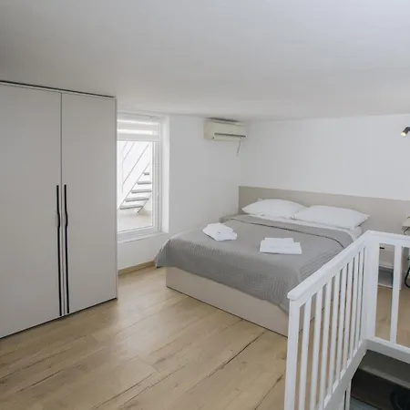 Apartament De Mori Split