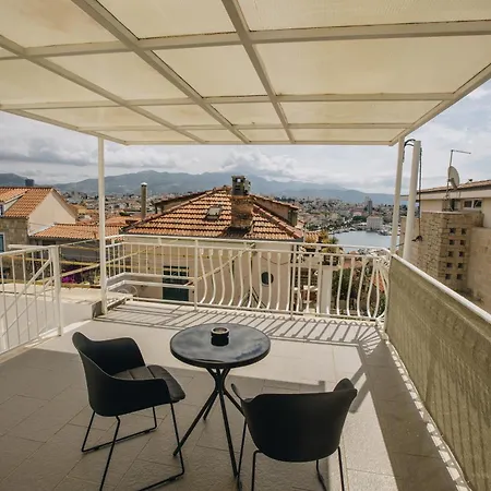 De Mori * Сплит